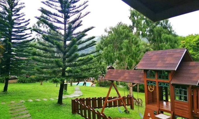 Tanay Villa | 500 m² Villa ∙ 4 bedrooms ∙ 30 guests