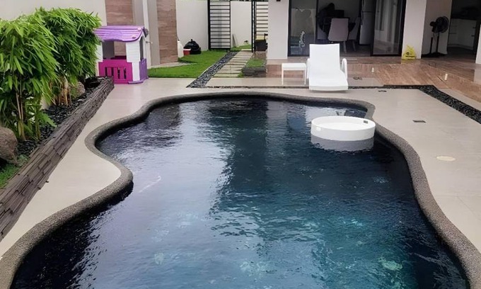 Maribago House | 548 m² House ∙ 4 bedrooms ∙ 10 guests