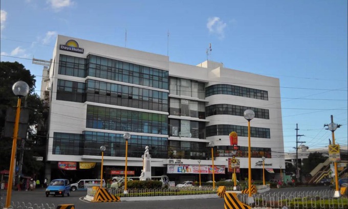 Iloilo City Proper Hotel | 60 m² Hotel ∙ 127 guests