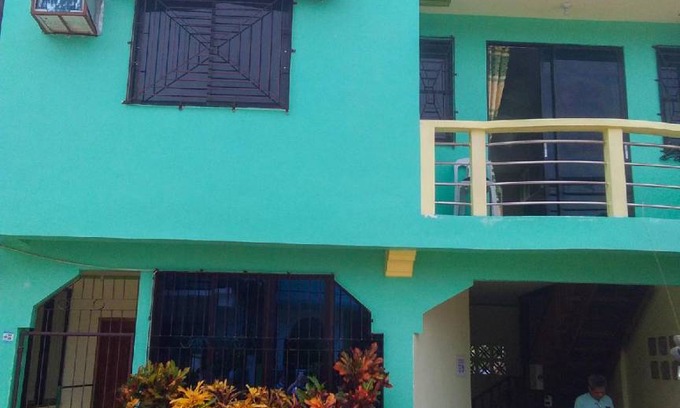 General Luna House | 60 m² House ∙ 3 bedrooms ∙ 10 guests