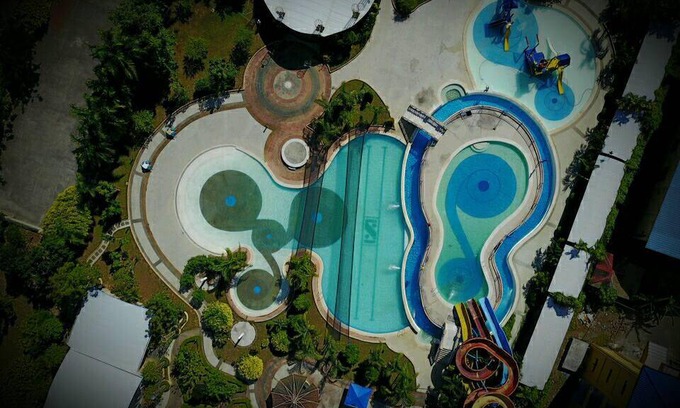 Cabanatuan Resort | 60 m² Resort ∙ 2 guests