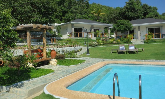 Siquijor Resort | 60 m² Resort ∙ 5 guests
