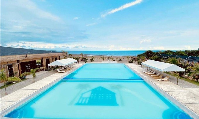 Mansalay Resort | 77 m² Resort ∙ 12 guests
