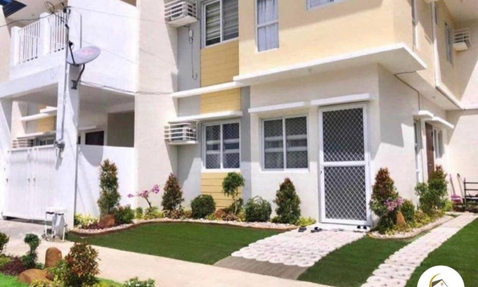 Buhangin House | 80 m² House ∙ 4 bedrooms ∙ 10 guests