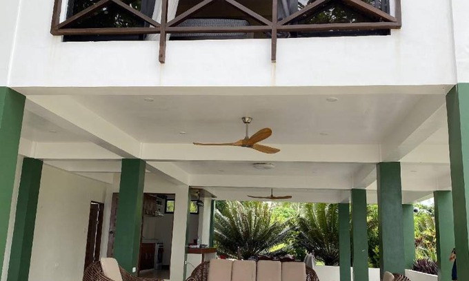 Catangnan House | 8000 m² House ∙ 2 bedrooms ∙ 6 guests