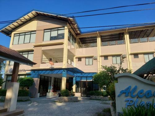 Alcoy Hotel | Alcoy Plaza Eco Park Cebu