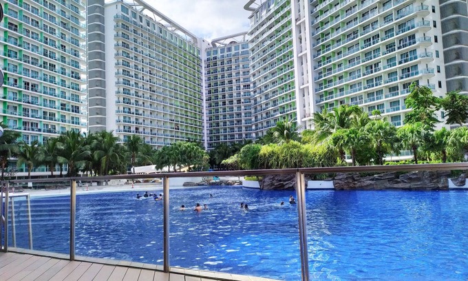 Taguig Condo | Azure Oriental Suites Condo-Staycation — 18min away from NAIA