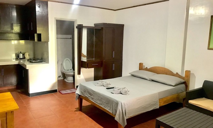 Puerto Galera Condo | BADLADZ Studio Condo