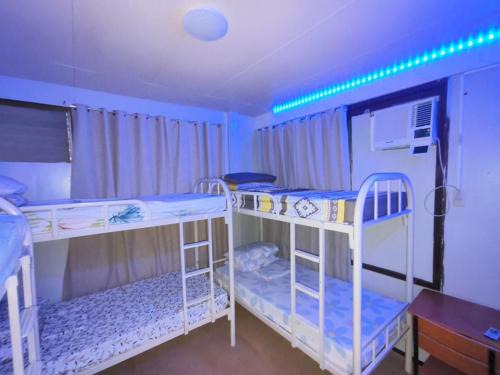 Lahug Hostel | Cebu transient rooms