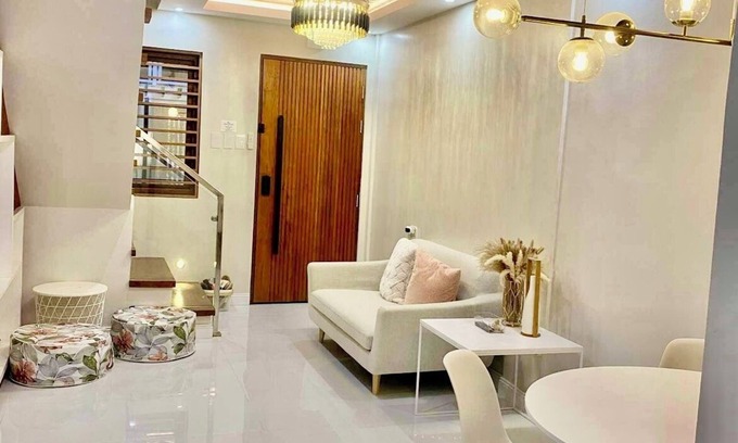 CSJDM House | Charming 2-BR House in San Jose Del Monte w/WiFi, 3 split-type ACs, & Netflix