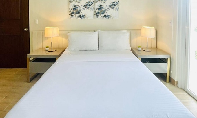 Iloilo Condo | Exclusive 1BR Residences at LaFayette Park Square
