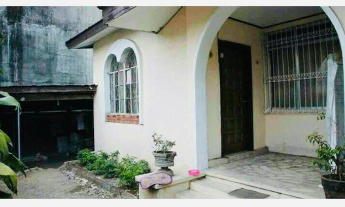 Baguio House | Flores Transient Homestay