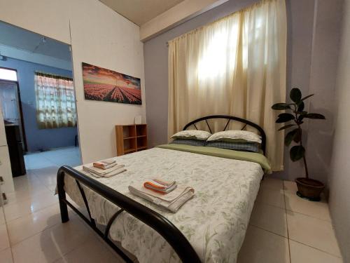 Sorsogon City Apartment | GGGO RESIDENCES, Studio 102, QUEEN