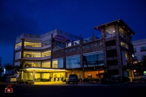 Calamba Hotel | Hotel Marciano