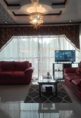 Pavia House | Jem Jeff Residence Inn