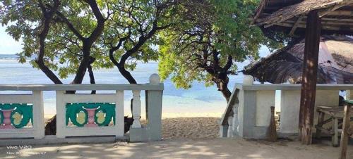 Bolinao Hostel | Jp baybay view beach resort
