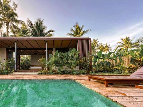 Catangnan Villa | Kamaya - Private Villa with Pool