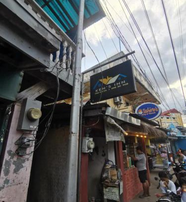 Coron Town Proper House | Ken's Inn