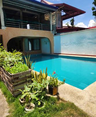San Pedro Hostel | Larosa Hostel Puerto Princesa