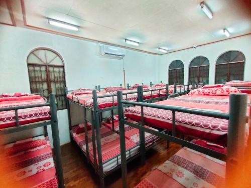Tatalon Hostel | Mang Ben Dormitory Kaliraya