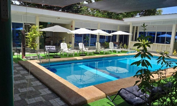 Looc Apartment | Mangotree Apartel & Resor