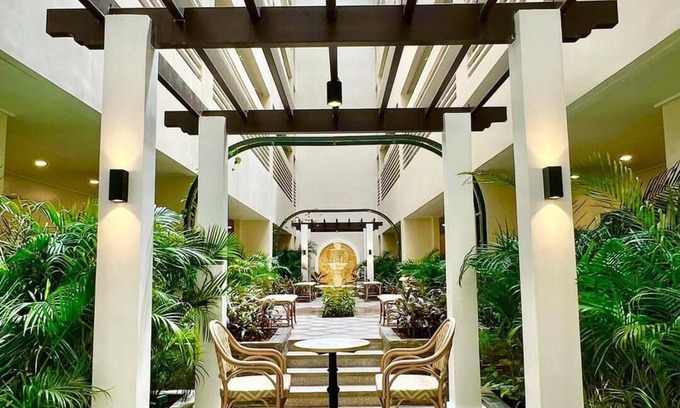 Quezon City Apartment | Megaworld Iloilo Condo Unit