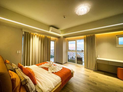 Tambo Apartment | Modern Luxury 4BR Manila Bay beside Okada Manila