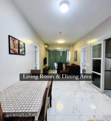 Luzon Hotel | Monarch Parksuites 2BR Deluxe 4 Family beds