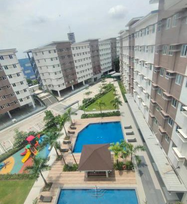 Trece Martires Apartment | NamiSanji Staycation @HOPE RESIDENCES