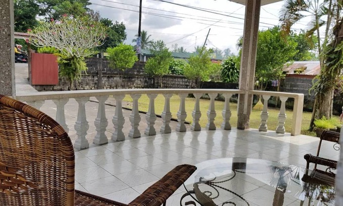 Guinobatan Resort | Private room ∙ 4 guests
