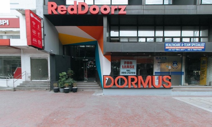 Sampaloc Hotel | RedDoorz Hostel @ Dormus España