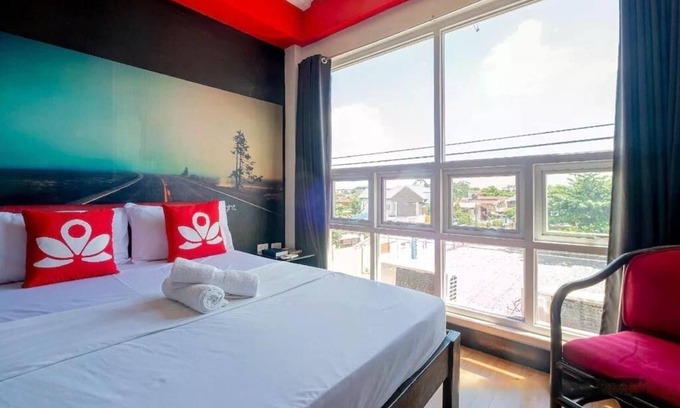 Laoag Hostel | Sabel Travelers Inn