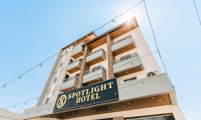 Lucap Apartment | Spotlight Hotel near Hundred Islands wharf