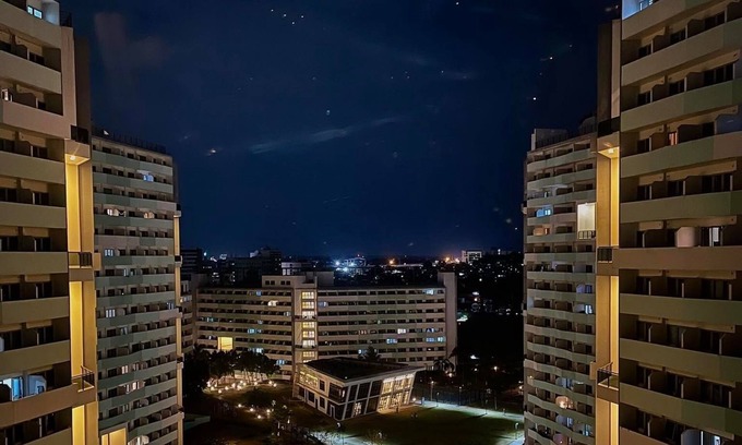 Matandang Balara Condo | Stylish "Fully Furnished" 1 Bedroom unit for your staycations with Netflix!