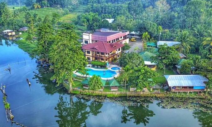 Lake Sebu Hotel | Sunrise Garden Lake Resort