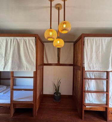 San Vicente Hostel | Surf House Palawan