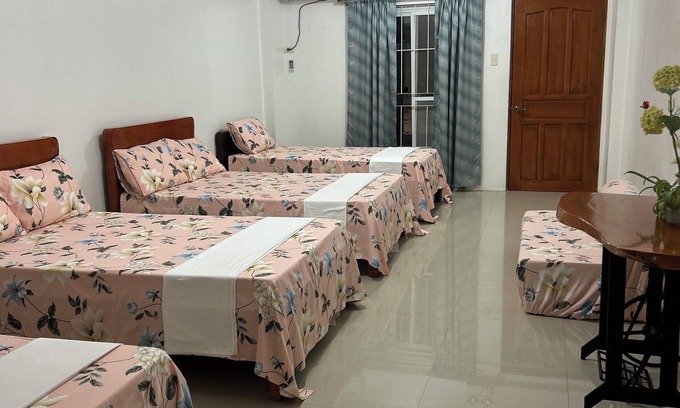 Paoay House | Taguipuro Paoay Lake-Family Rm 1nn