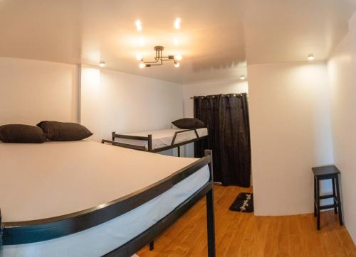 Mabini Hostel | The Pod Mabini