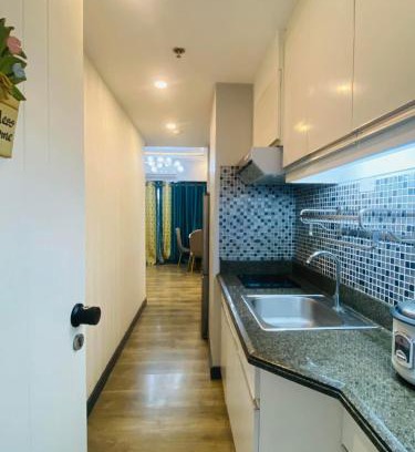 Ermita Apartment | Torre de Manila 1BR