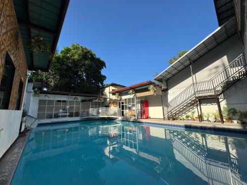 Manila Resort | Viewleaf Resort Hotel