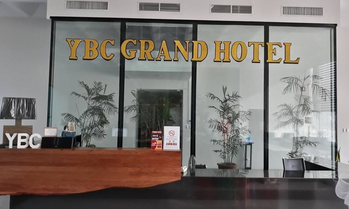 Olongapo Hotel | Ybc Grand Hotel