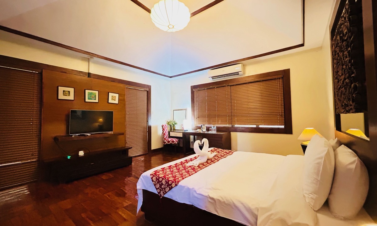 Oton Resort | Sheridan Boutique Resort