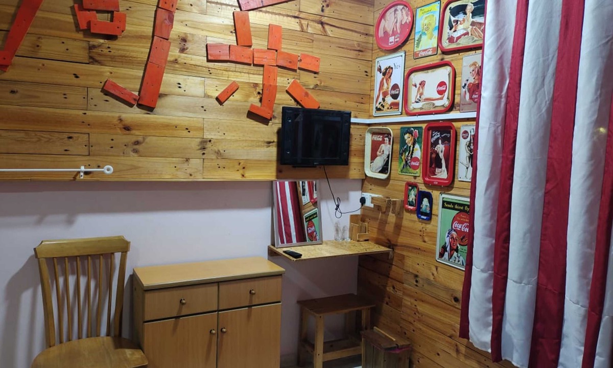 Kampung Jelatang Hotel | Hotel O Coke Guest House