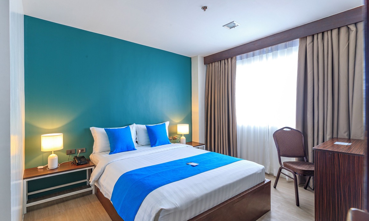 Bacoor City Hotel | Fynn Boutique Hotel