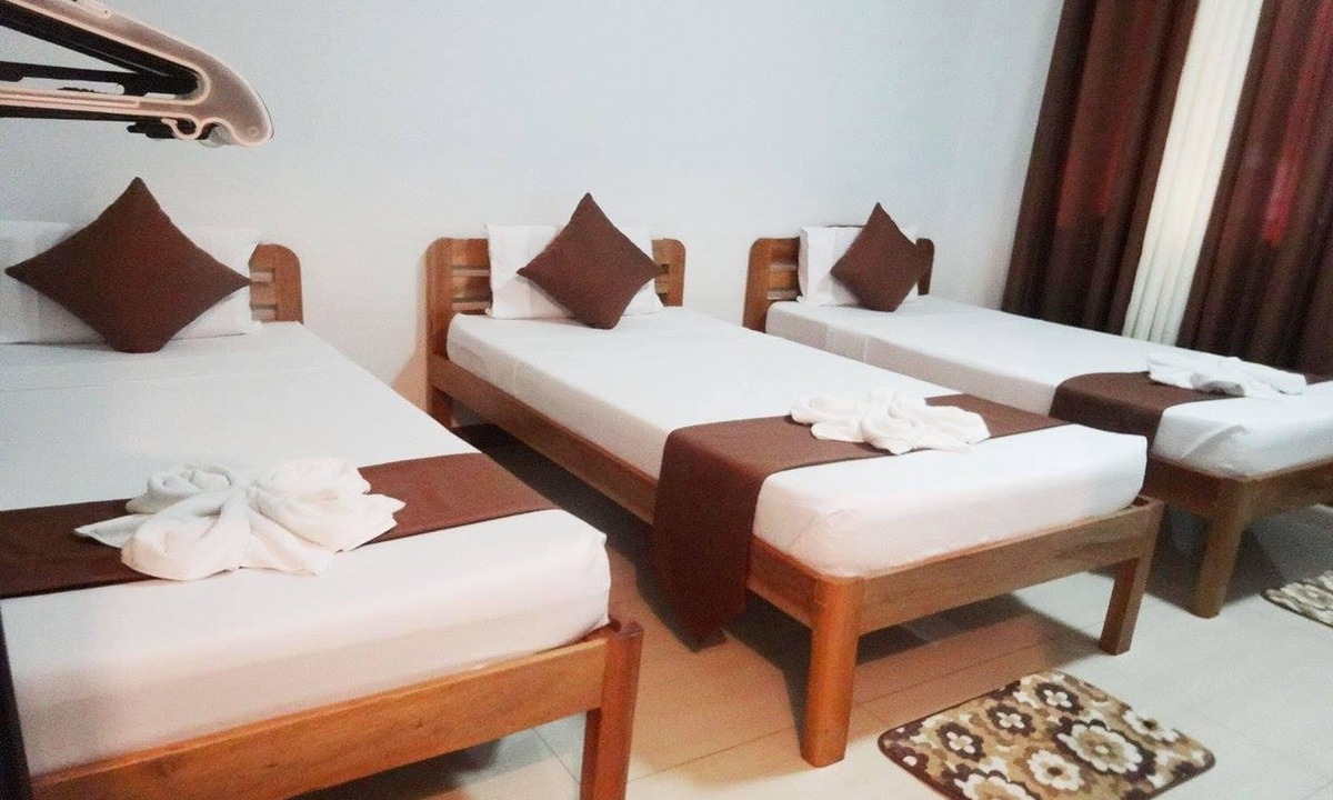 Puerto Princesa City Centre House | Tenzai Homestay