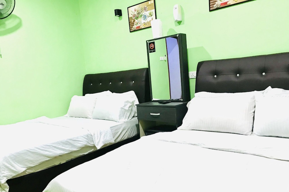 Kangar Hotel | OYO Home 90330 Vvilla Motel