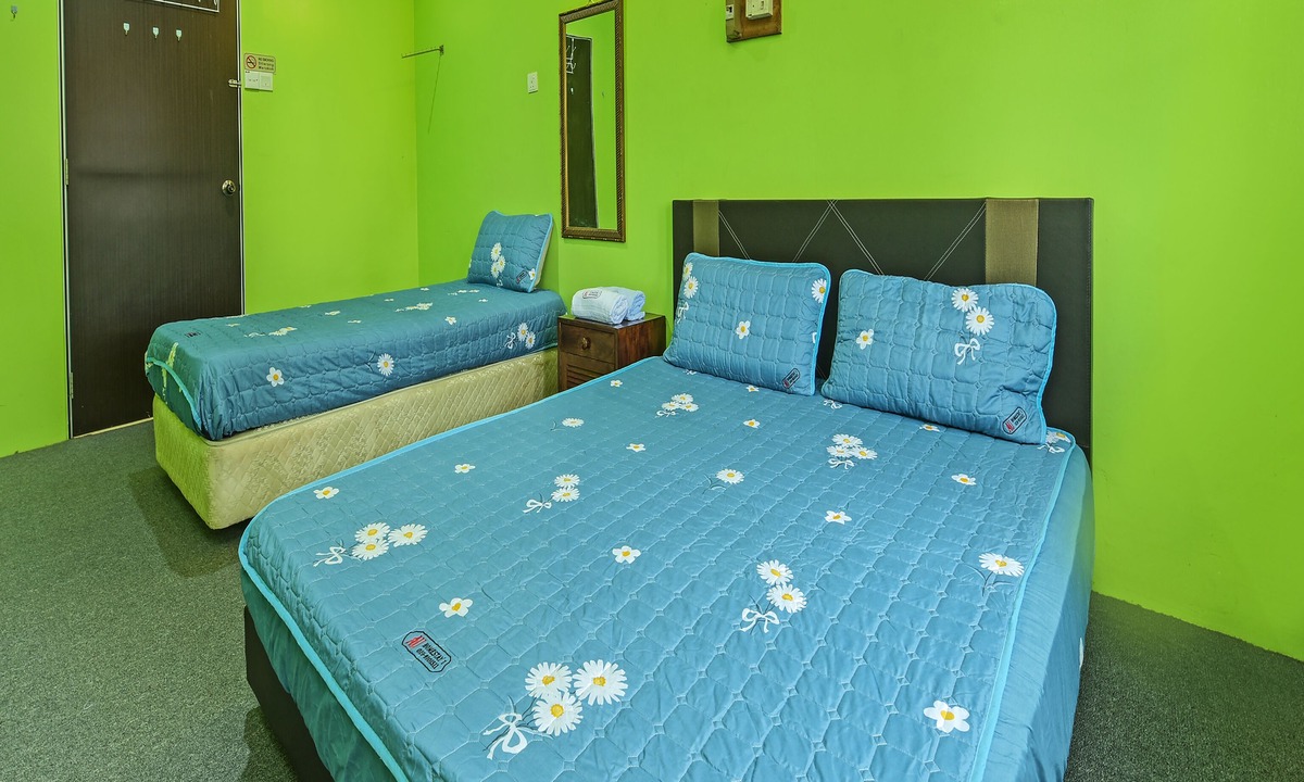Pasir Puteh House | OYO Home 90325 Au Homestay