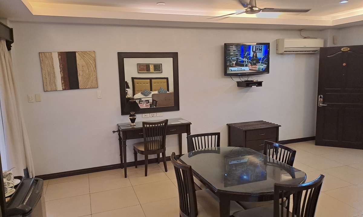 Balibago Resort | Wild Orchid Resort