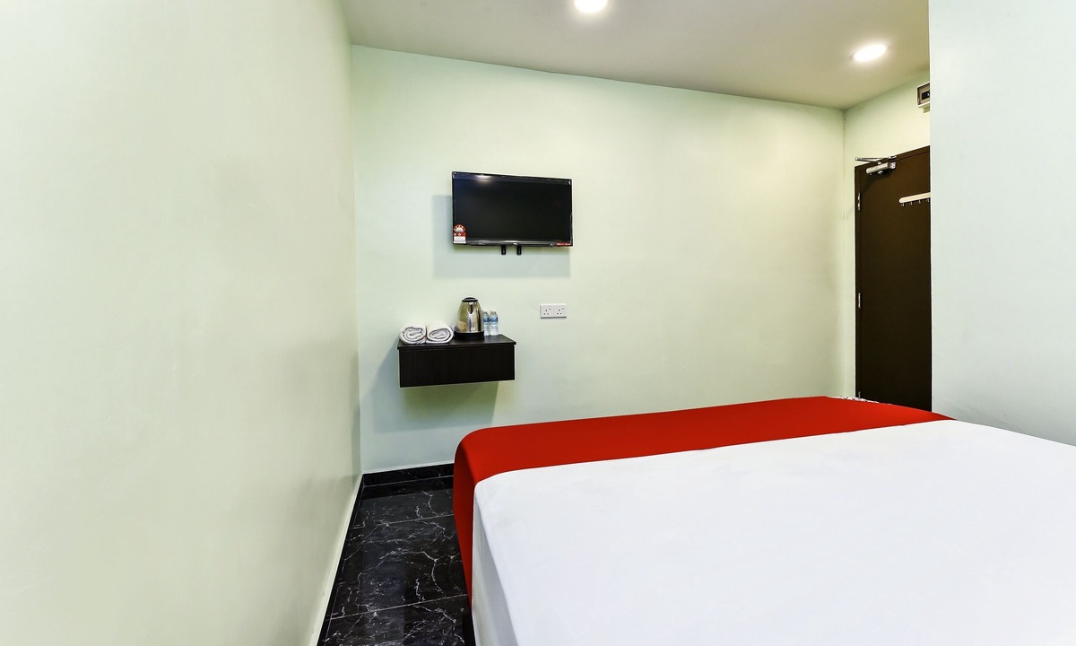 Bahau Hotel | OYO 90445 Th Hotel