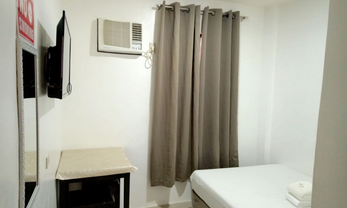 Digos City House | Lei Kendee Traveler's Inn